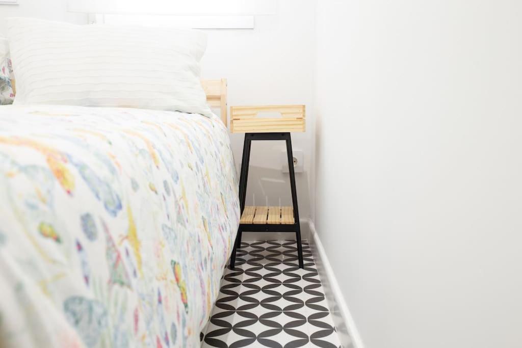 Encantador Apartamento Reformado En Tetuan By Bebalmy Madrid Exteriör bild